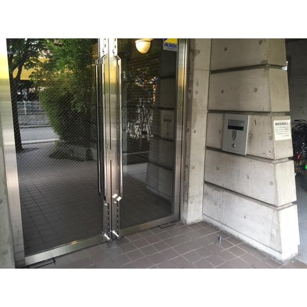 ラウムズ三国ヶ丘 エントランス