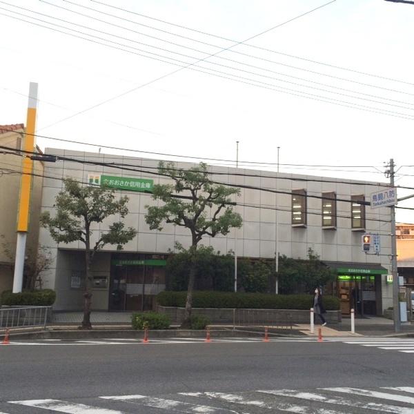 銀行