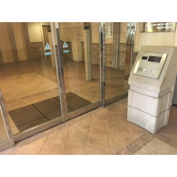 ミラージュパレス新金岡 エントランス