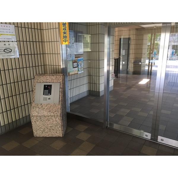 ネオハイツ堺・北花田 エントランス