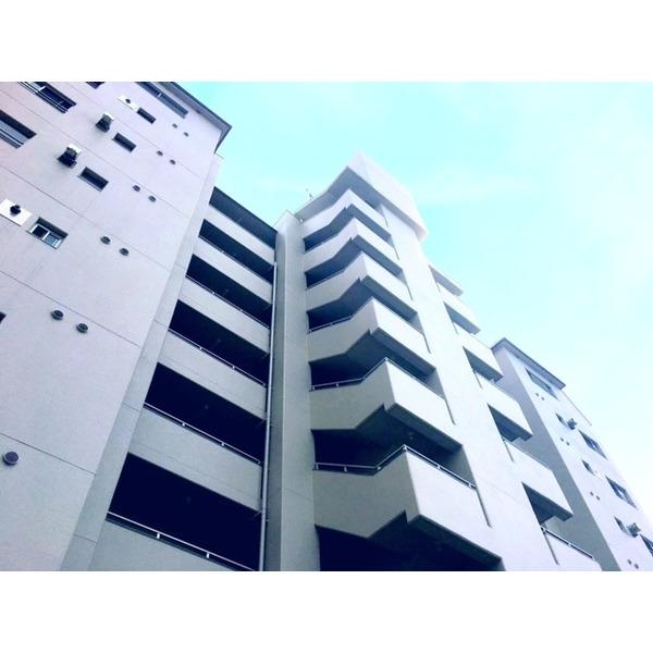 シャルマンコーポ江坂 外観