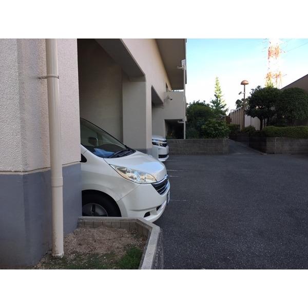 日商岩井第６緑地公園マンション 駐車場