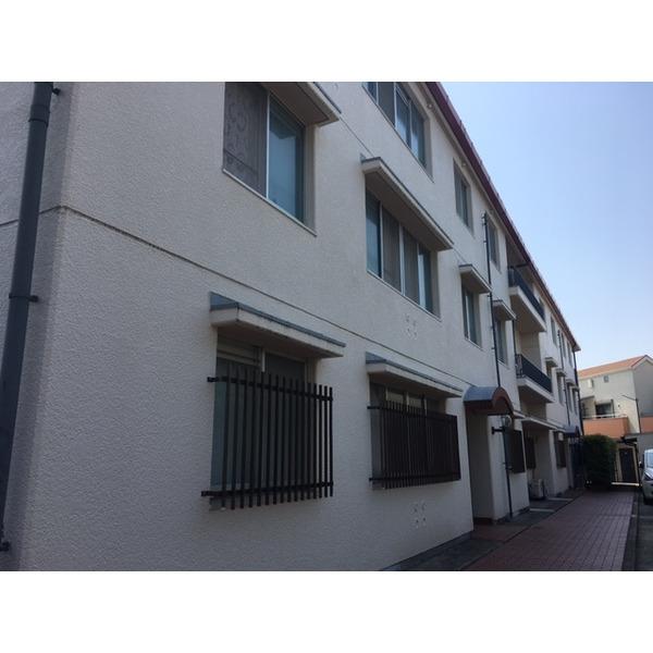 ファミーユ豊中本町 外観