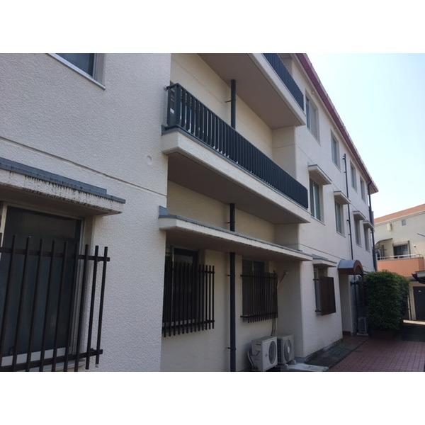 ファミーユ豊中本町 外観