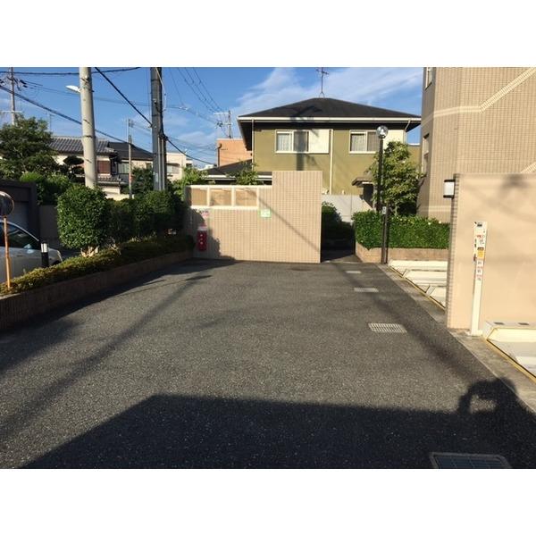 ルモン豊中曽根西町 駐車場