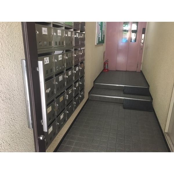 財形吹田ハイツ エントランス