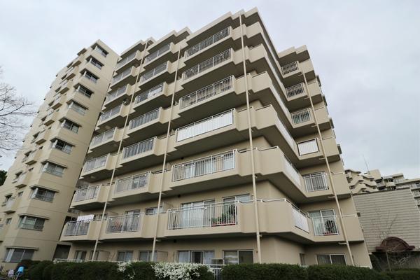クローバーハイツ上野芝 外観