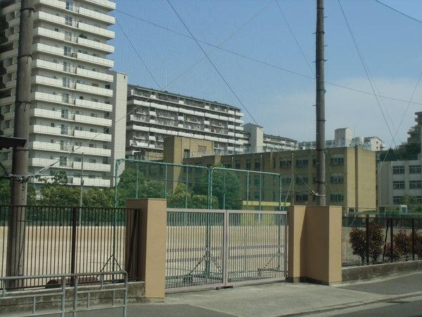 中学校