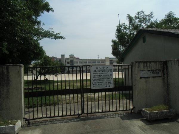 中学校