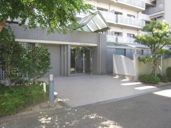 ローレルスクエア和泉中央Ｂ棟 エントランス