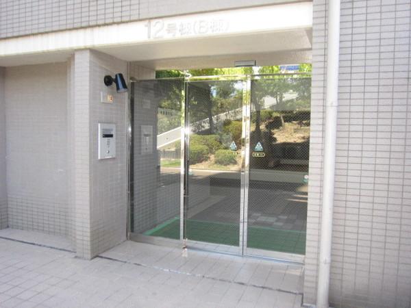 ローレルスクエア和泉中央Ｂ棟 エントランス
