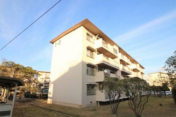 新金岡団地第二住宅　参ー壱０号棟 外観