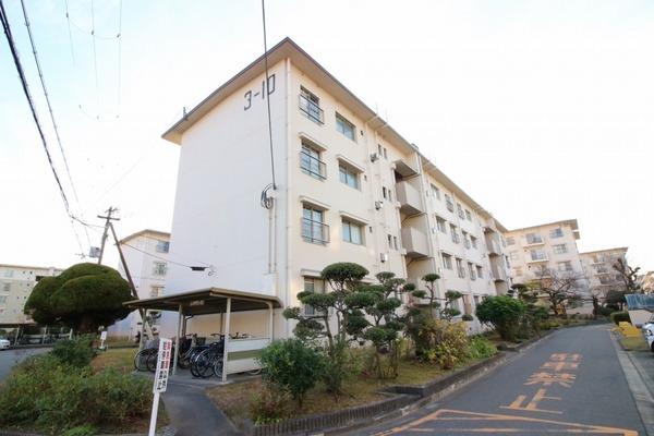 新金岡団地第二住宅　参ー壱０号棟 外観