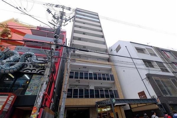 クリスタルエグゼ心斎橋 外観