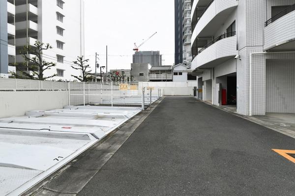 グラン・フェルティ夕陽ヶ丘 駐車場