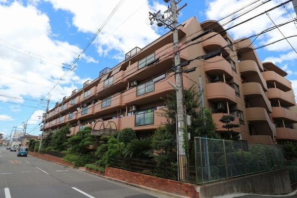 サン北野田ハイツ 外観