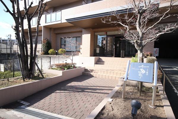 レジオン豊中・千里中央 エントランス