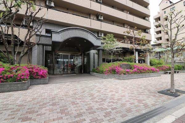 キングマンション城東 エントランス