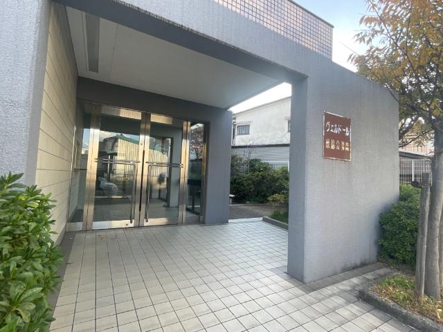 ヴェルドール緑地公園南 エントランス
