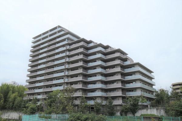 ウェリス豊中桃山台 外観