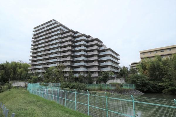 ウェリス豊中桃山台 外観