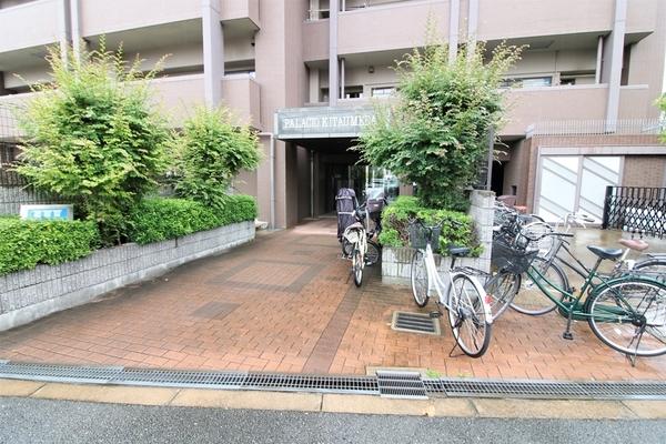 パラシオ北梅田 エントランス