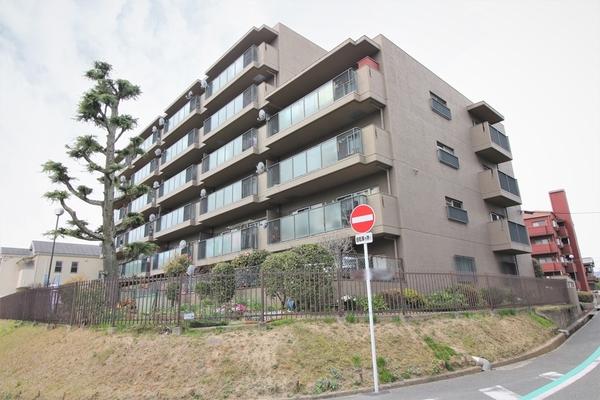 コープ野村くずは 外観