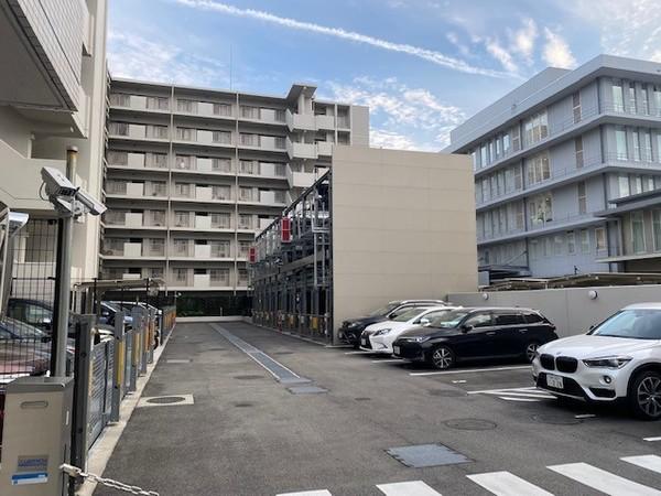 ザ・パークハウス塚口 駐車場
