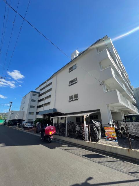 財形江坂ハイツ 外観