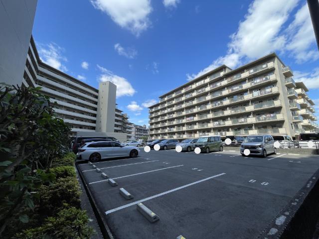 伊丹春日丘アーバンコンフォート 駐車場