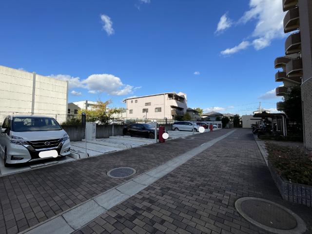 西宮北口アーバンライフ 駐車場