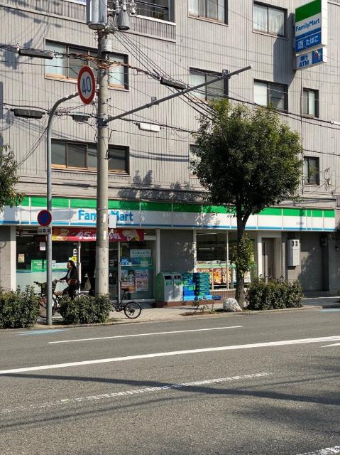 コンビニ