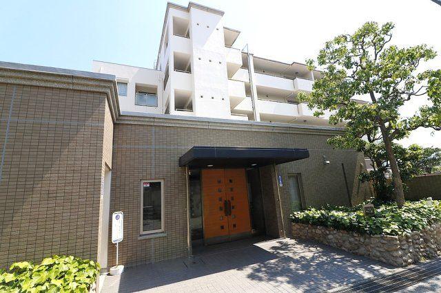 メゾン仁川 エントランス
