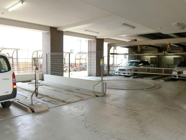 パレロワイヤル斎藤（0705） 駐車場