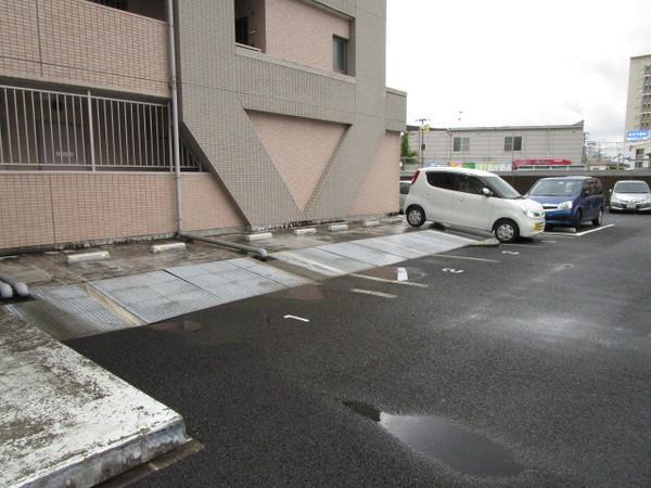 フォーアイマンションＫ（0301） 駐車場