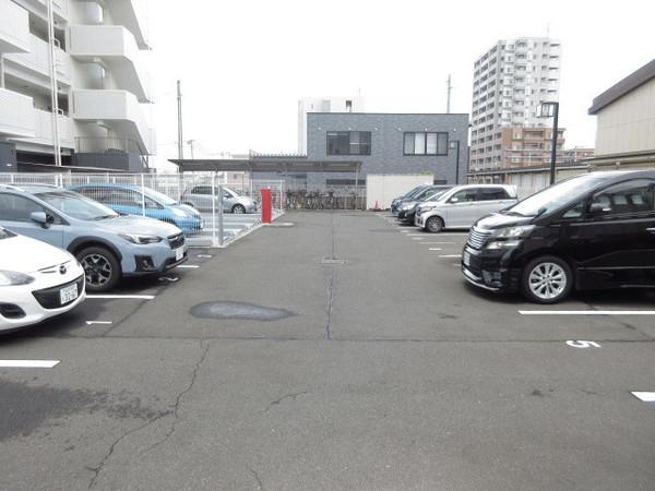 プロシード仙台小鶴新田（0105） 駐車場