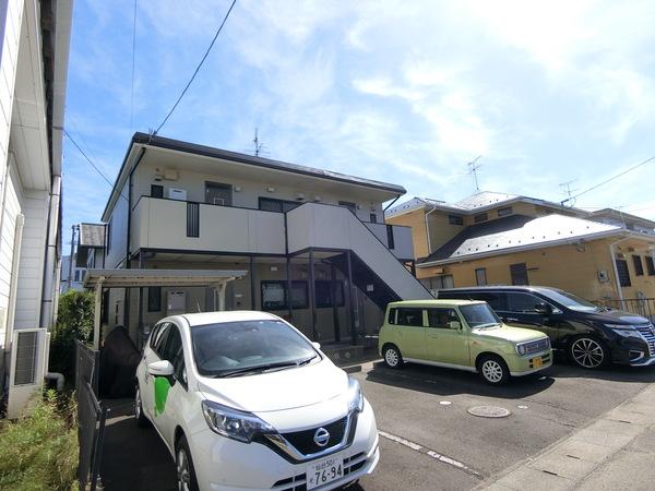 プティメゾン（0102） 駐車場
