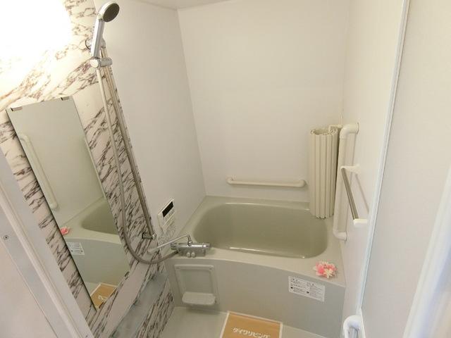 コンフォルト（205） 部屋画像