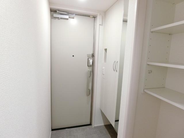 Ｄ−ｒｏｏｍＳ三百人町（202） 玄関