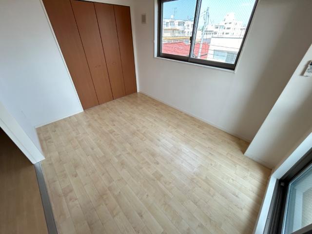 シャインパレス 室内