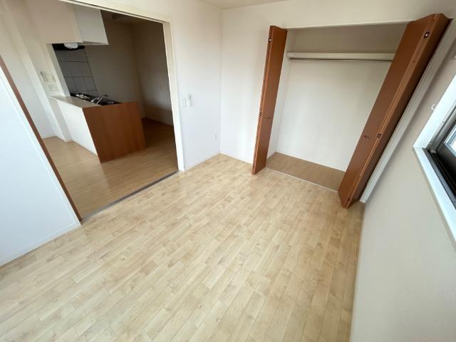 シャインパレス 室内
