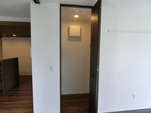 Ｄ−ｒｏｏｍ銀杏町（303） 部屋画像