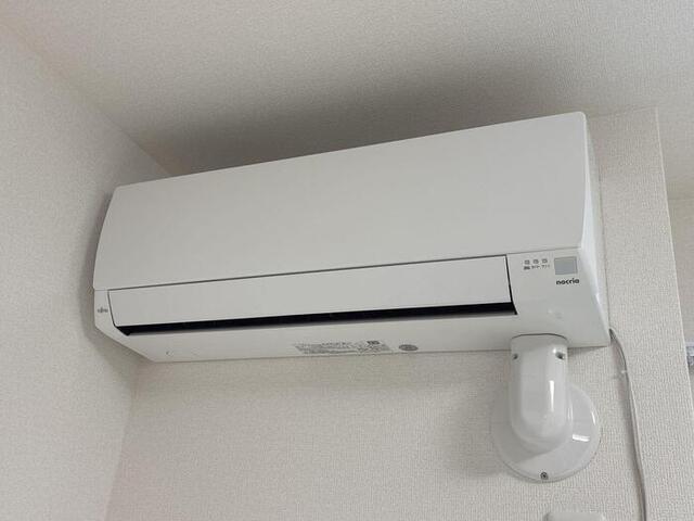 Ｄ−ＲＯＯＭ　ＭＩＹＡＭＡＣＨＩ３（102） 部屋画像