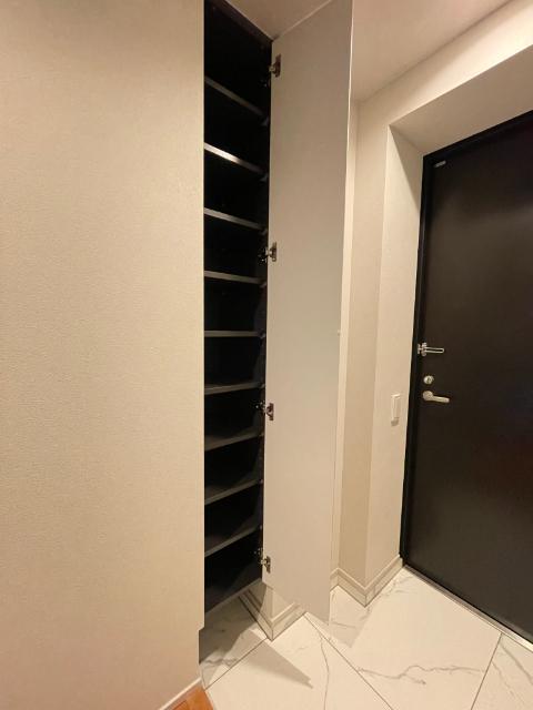 シャインコート苦竹 玄関