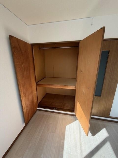 シャルム高砂駅前（0406） 収納