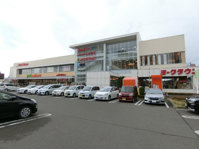 ヨークベニマルあすと長町店：302m