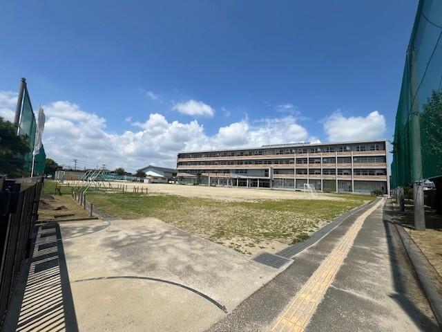 仙台市立高砂小学校：1143m