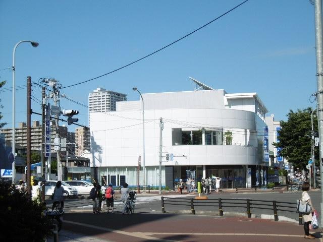七十七銀行長町支店：330m