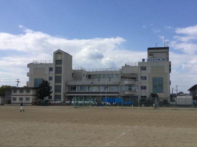 仙台市立富沢中学校：699m