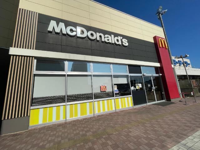 マクドナルド新田東ヨークタウン店：867m